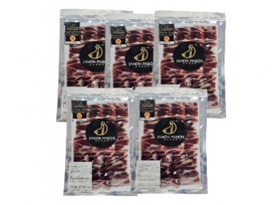 How many sachets are obtained from whole Iberian ham?