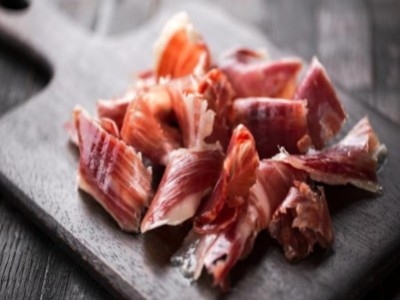 Spanish cured ham and cholesterol